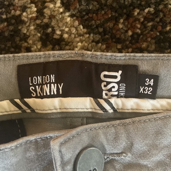 Mens RSQ Grey Chinos - Picture 2 of 6